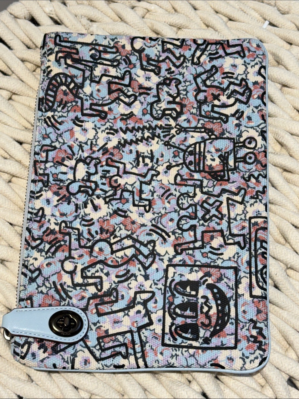 RARE Coach x Keith Haring art collab clutch handbag with turnlock NEW